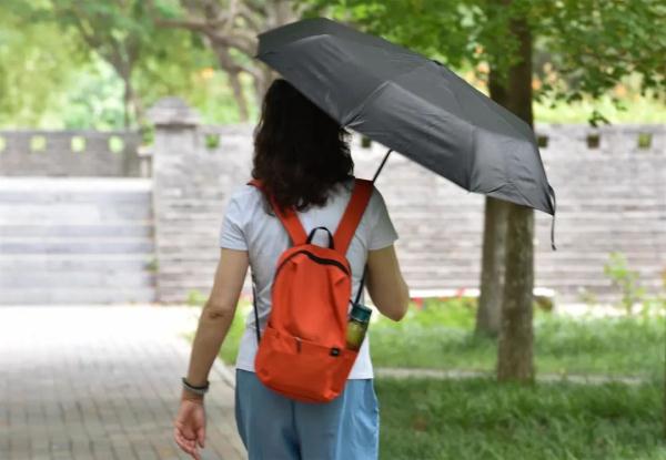 中医妙招巧除夏季身体异味，教你摆脱口臭脚臭烦恼