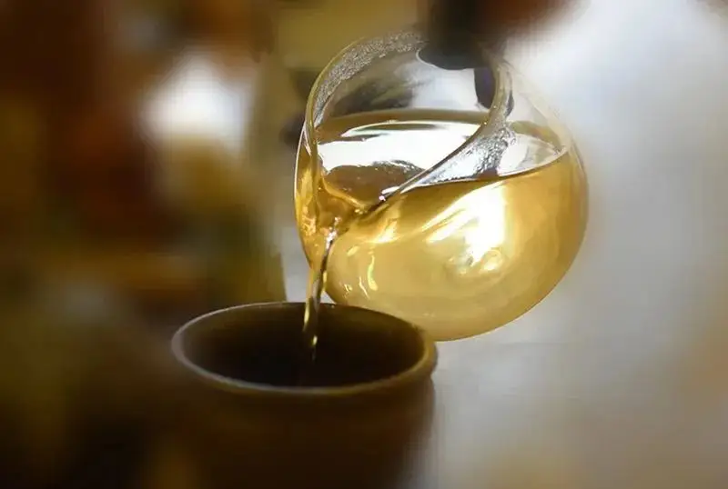 茶叶含有咖啡因吗