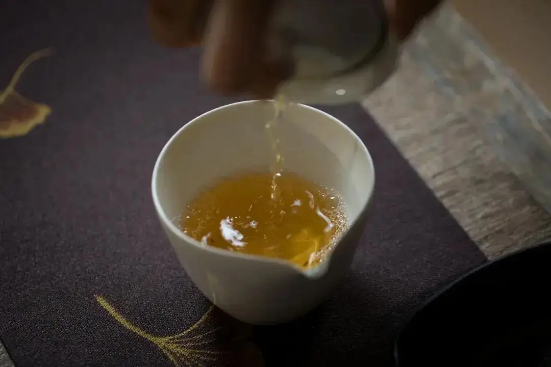 茶叶含有咖啡因吗