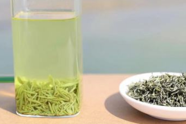 狗牯脑茶叶多少钱一斤，价格在800元左右(好品质要上千)