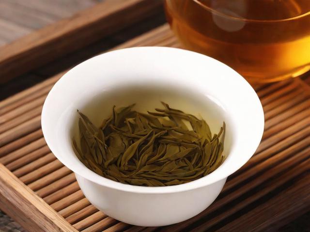 喝茶泡茶全攻略:从茶叶历史到健康饮茶技巧
