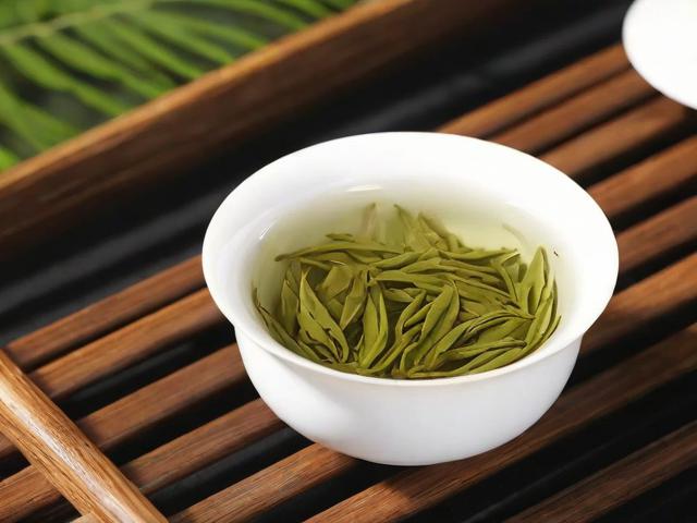 华南茶区的名茶：探索地理气候与文化传承下的独特魅力