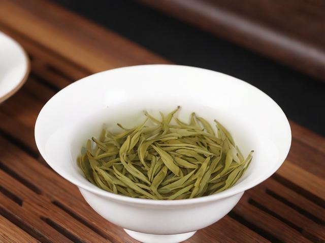 白毫银针十大名茶：品味中国茶文化的独特魅力与健康价值