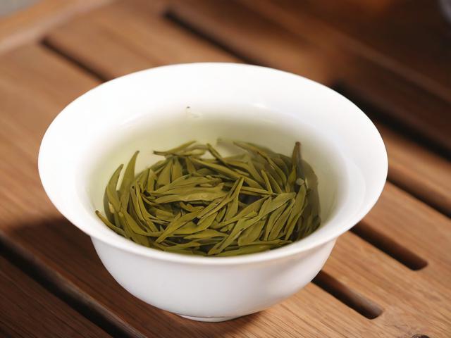十两茶的功效与冲泡方法，了解其健康价值和文化魅力