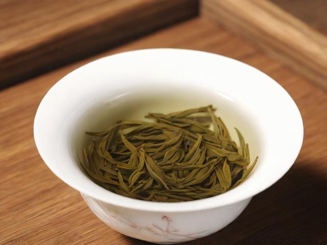凤庆名茶的种类、冲泡技巧及健康益处全解析
