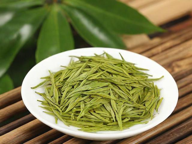 单株古树茶叶价格多少钱一斤:全面解析影响价格的关键因素