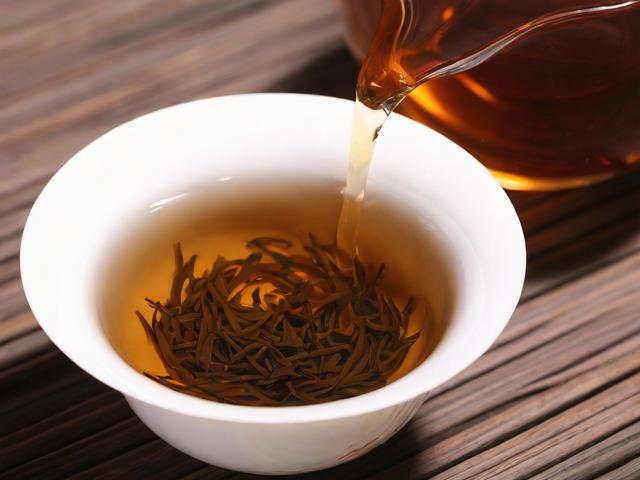 华虹名茶的功效与选择指南：产地、品种及饮用技巧全面解析