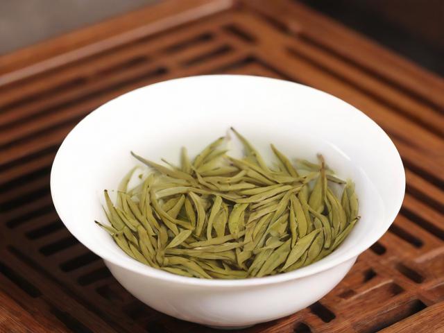 福鼎名茶白毫银针:品味自然馈赠与健康享受