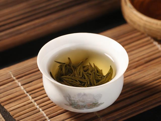 六大名茶有哪些:全面解析中国茶文化的瑰宝及其健康功效