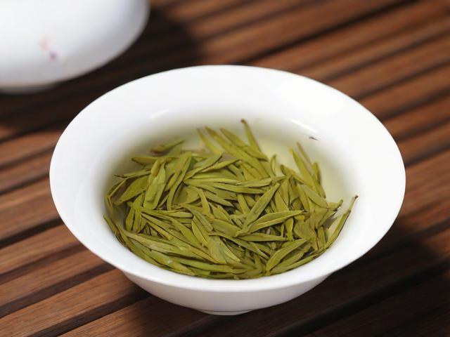 黄山四大名茶：毛峰、猴魁、黄芽与红茶的文化底蕴与品鉴技巧