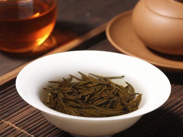 中国十大名茶排名榜解析：历史渊源与当代评选标准