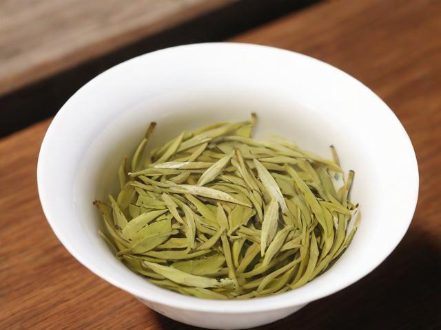 茗茶珍藏白牡丹白茶：功效、冲泡技巧及储存方法全解析