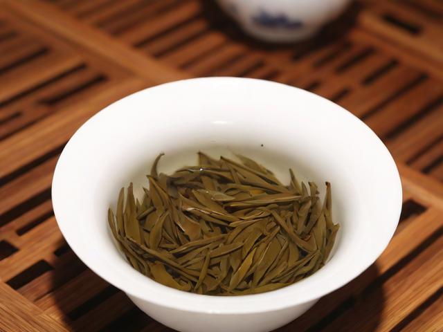 国内名茶排名解析：品味中国十大名茶的文化与魅力