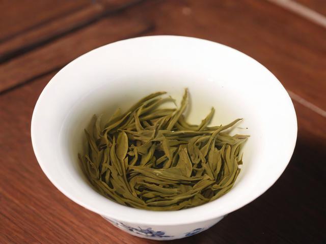 江西盛产的名茶是哪些？深入了解江西茶叶的历史与文化