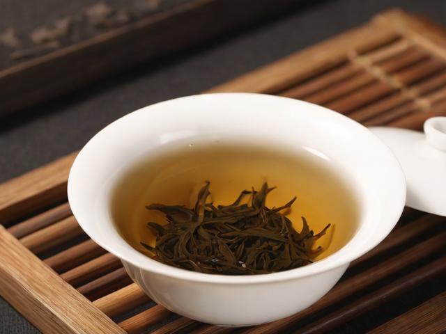 中国10大名茶有哪些及它们的文化价值与选购技巧