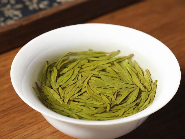 中国四大名茶是哪四个？西湖龙井、碧螺春、铁观音和普洱茶的品鉴指南