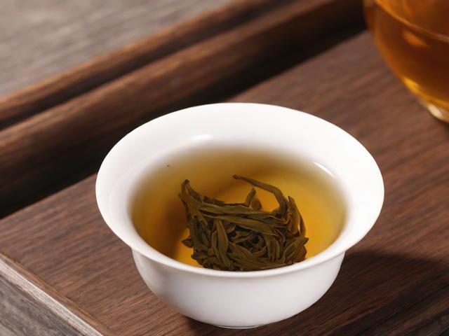 中国十大名茶及各类茶叶的功效详解 | 茶叶有哪些名茶推荐