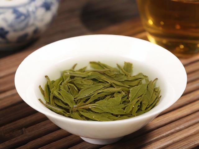 产于福建安溪的名茶——铁观音的文化价值与健康功效全解析