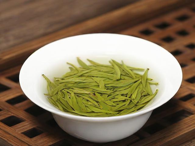 产于安徽的名茶是什么:黄山毛峰与太平猴魁的详细介绍