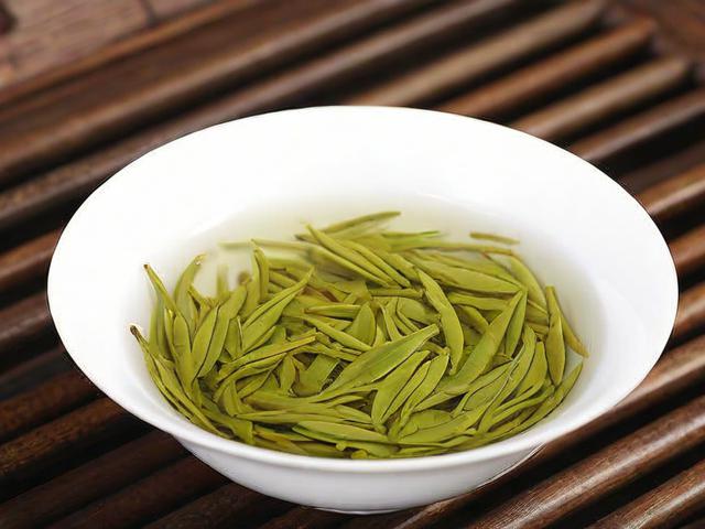 河南名茶排行榜前十名:信阳毛尖领衔的中原茶叶精品