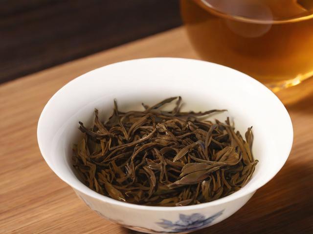冰岛属于什么茶类:全面解析冰岛茶的文化价值与市场地位