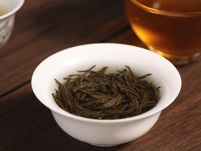 福建武夷山名茶有哪些品牌:大红袍与正山小种的全面解析