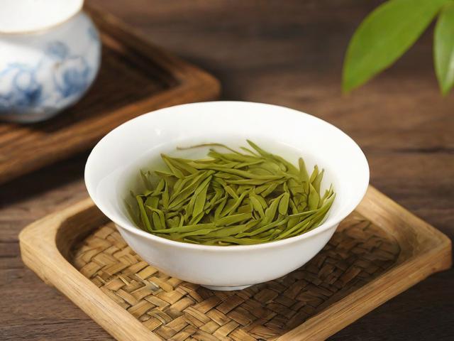 中国10大绿茶名茶排行榜：历史、选购与保存全攻略