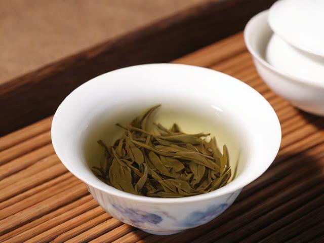 名茶茶叶种类与选购技巧:探索中国十大名茶的文化与健康价值