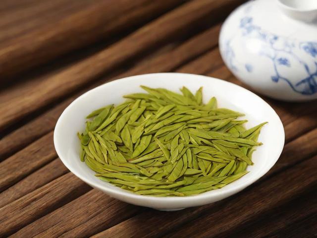 中国四大名茶产地、工艺及品鉴全解析 | 西湖龙井 碧螺春 铁观音 普洱茶