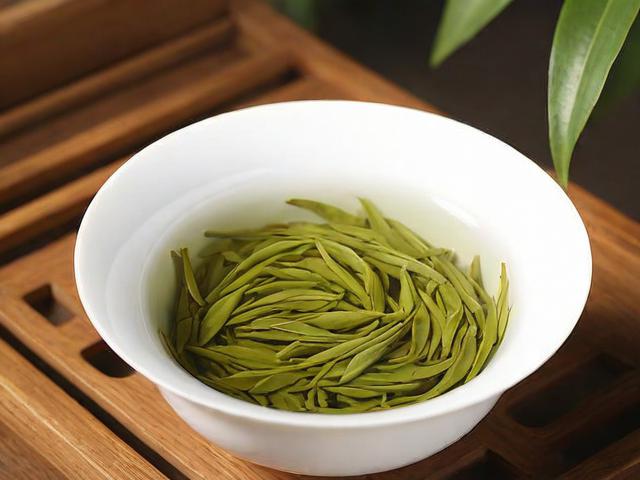 江西地方名茶排行榜：庐山云雾茶、狗牯脑茶等你不可错过的茶叶