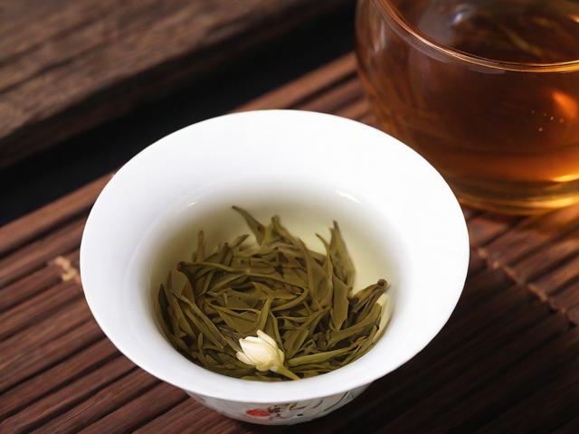 广西名茶有哪些品牌？六堡茶、茉莉花茶等茶叶推荐及品鉴技巧