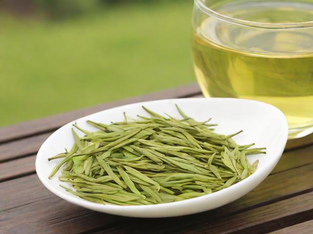冰岛茶叶有几种?全面解析冰岛白茶、绿茶、乌龙茶和黑茶的分类与冲泡技巧