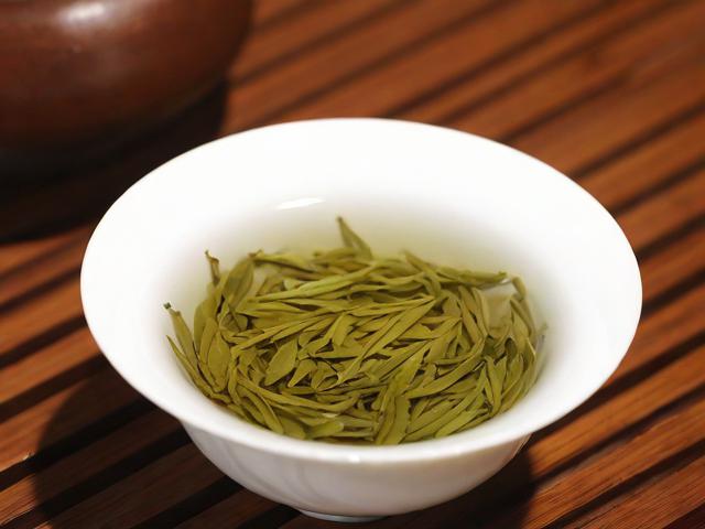安吉茗茶白茶:品味历史与健康的独特茶饮