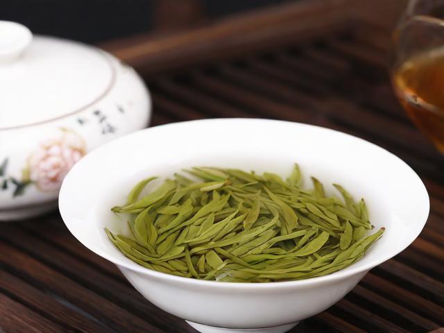 江苏四大名茶的功效与文化内涵,碧螺春、雨花茶、茯砖茶和阳羡雪芽全面解析