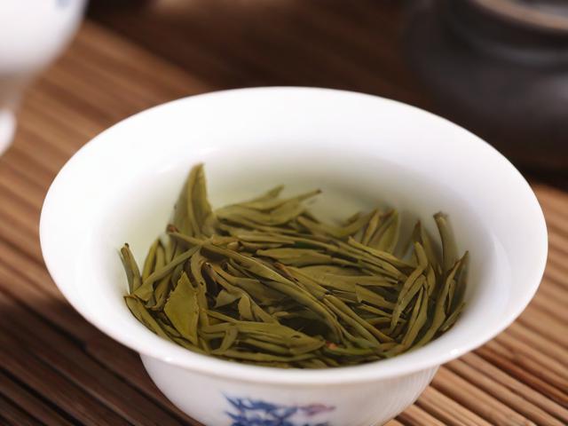 福建茶叶价格多少钱一斤：全面解析与选购指南