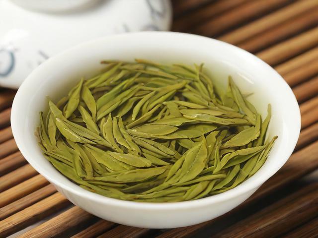 江苏省名茶:探寻碧螺春与阳羡茶的地理与文化价值