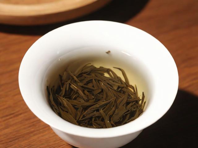 经久耐泡的茶叶有哪些 探索普洱茶、武夷岩茶和白茶的耐泡魅力