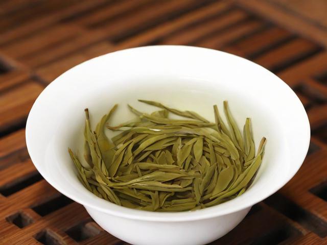 江西十大名茶排行榜：品味赣鄱大地的茶叶瑰宝