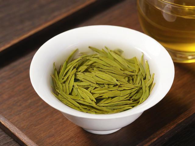 中国名茶有哪些品种及特点:从西湖龙井到白毫银针的全面解析