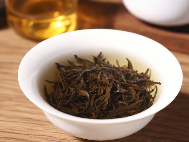 比较甜的茶叶有哪些:全面解析甜味茶叶种类与冲泡技巧