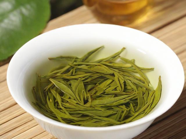 各种茶的样子:详解绿茶、红茶、乌龙茶的外观特征及品质判断方法