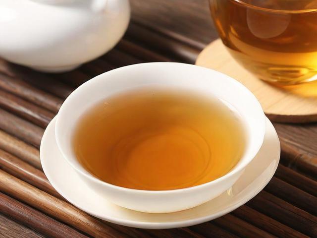 老少皆宜的茶叶推荐及正确冲泡方法,让全家人都能享受健康茶饮