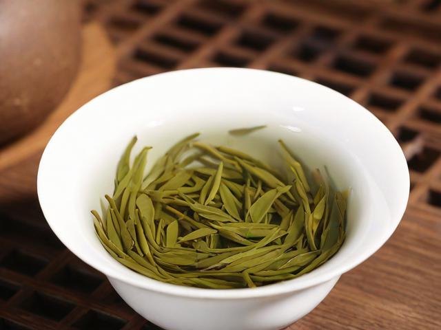 华竹茗茶的文化底蕴与健康功效，品鉴独特魅力的茶叶