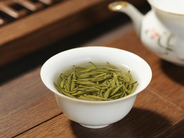 镜铂茗茶的历史文化与健康价值解析