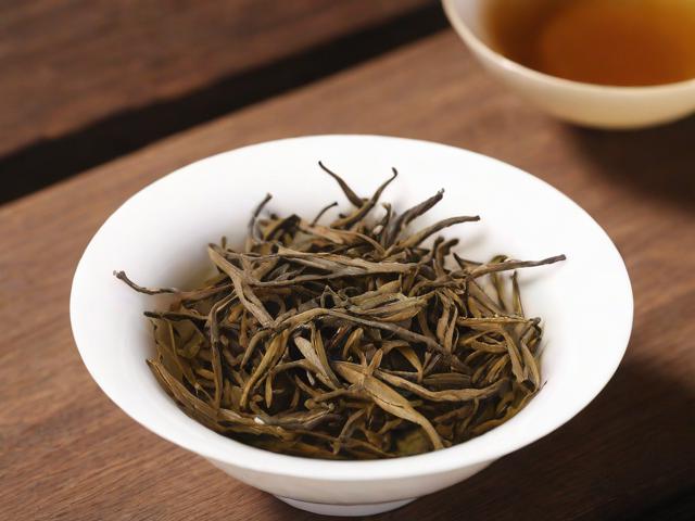 云南野生古树茶价格影响因素及投资选购全攻略
