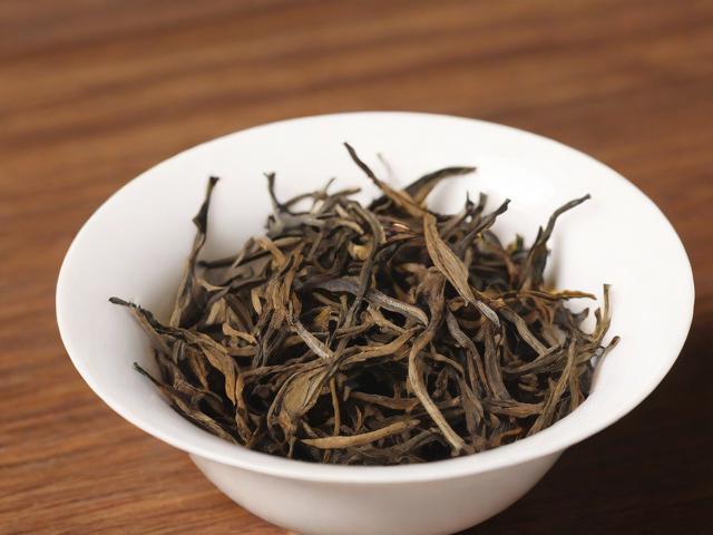 云南野生古树茶价格影响因素及投资选购全攻略