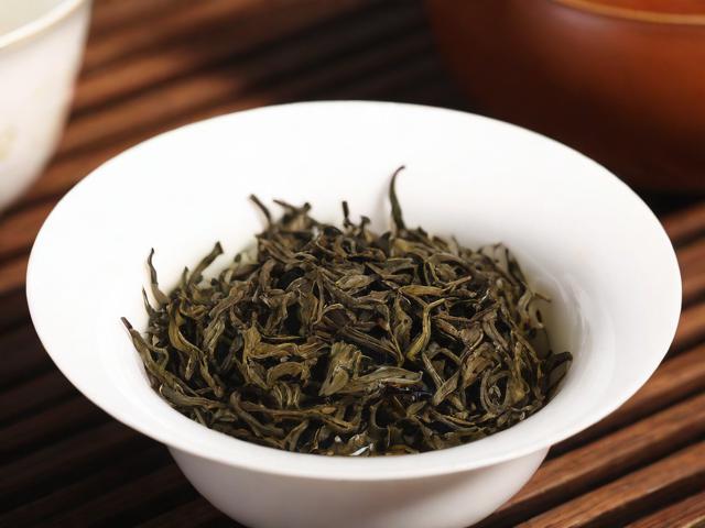 大红袍是什么茶红茶还是绿茶 揭秘乌龙茶的独特魅力与冲泡技巧