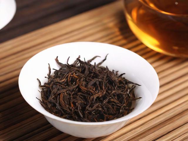 云南茶叶有哪些名茶?全面解析普洱茶、滇红工夫茶等十大名茶特点