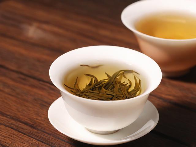 彩凤茗茶的历史与文化价值及健康功效详解
