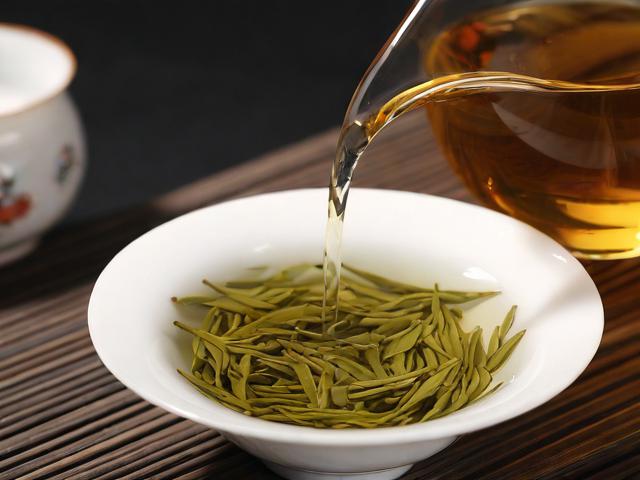 金园茗茶:品牌故事、产品系列与加盟指南